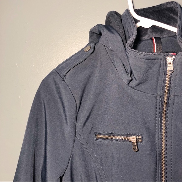 Tommy Hilfiger Soft Shell Belted Rain Coat - Picture 6 of 8